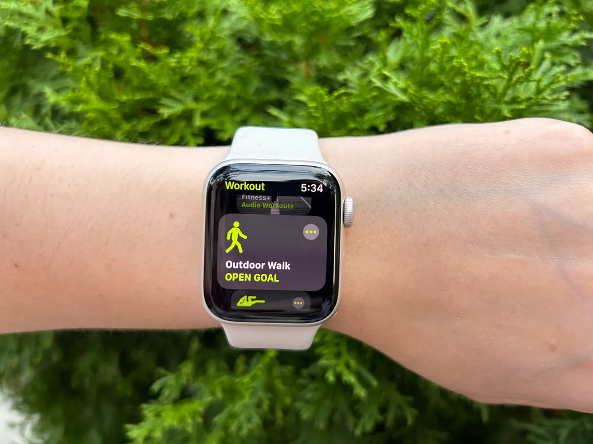 How Apple Watch Series 7 Takes Health Tracking to the Next Level? - Wireless Cosmic